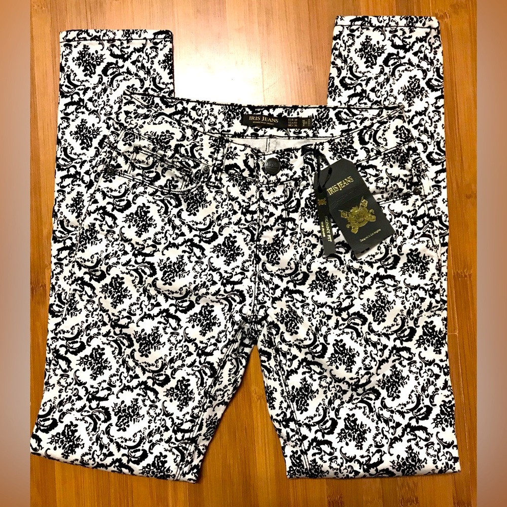 Iris Modern Vintage Floral Skinny Jeans sz 3 NWT